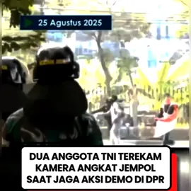 TNI LAHIR DARI RAKYAT DAN BERJUANG BERSAMA RAKYAT #tni #tniindonesia🇮🇩 #tniad #trimatra #bubarkandpr 