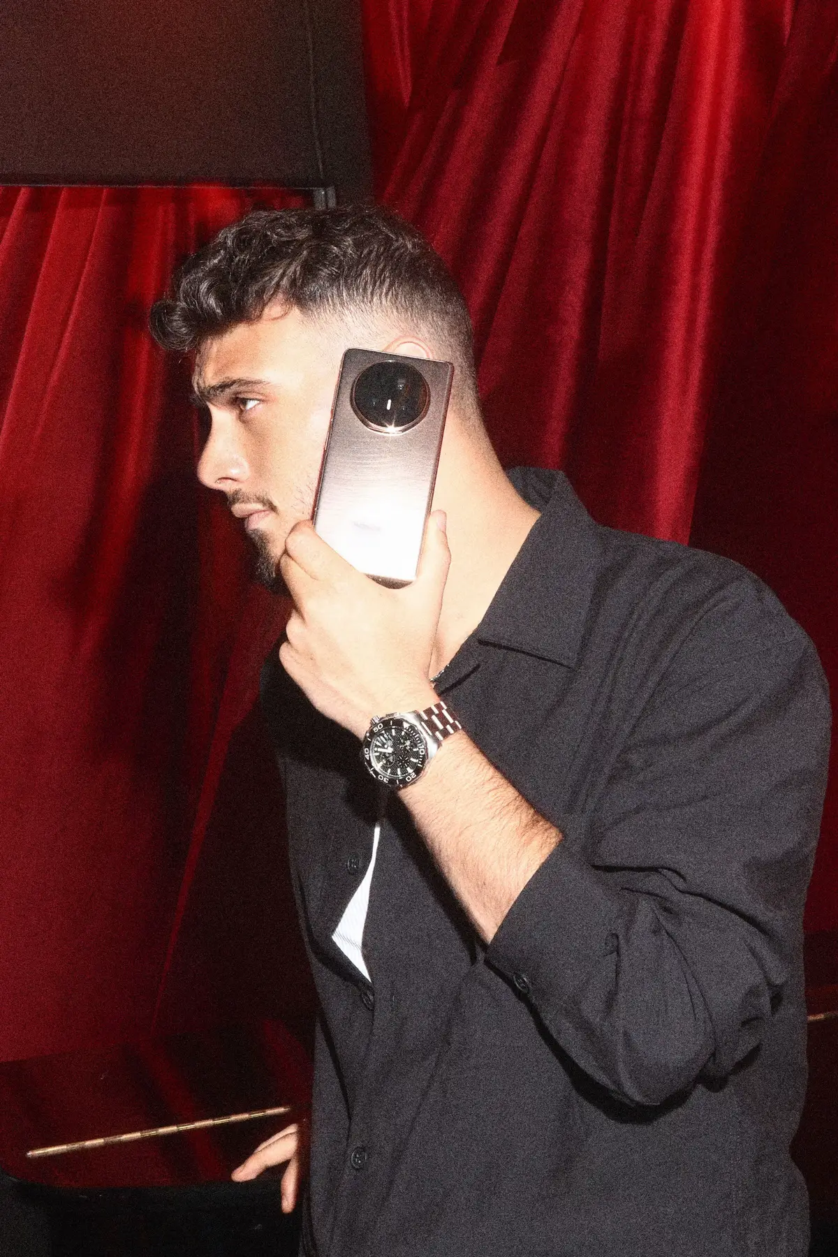 Fold … Unfold  #HONORMagicV5  @honorarabia  @honorksa  @honoriraq