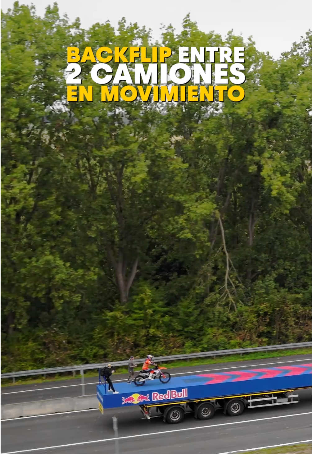 un adelantamiento fácil 😮‍💨🔥 #redbull #deportesentiktok #motor 