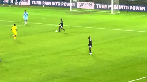 Chains ⛓️‍💥 losing a ball and saving it #goalkeeper #ball #football #goalkick 