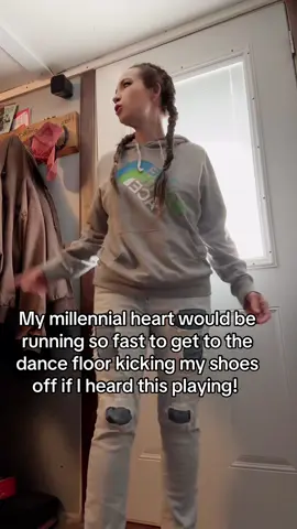 #millennialsoftiktok #fypシ゚viral #iykyk #danceitout 