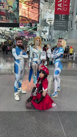 Where did Sue go 😨  Mr fantastic: @ajtwix  Susan: @val 🇵🇷  Psylocke: @coca_cora_zero  #animenyc #marvelrivals #marvel #fantasticfour #emmafrost 
