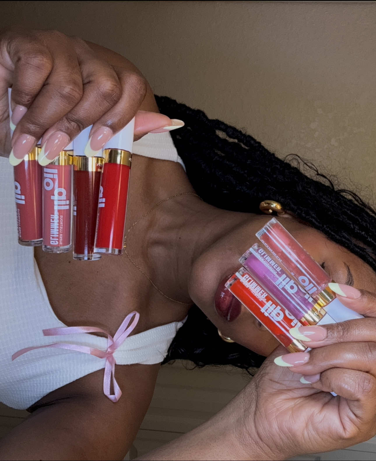 Gloss check: Super Lustrous Glimmer Lip Oil by @Revlon Cosmetics. Seven shades of shine, endless glow🫧✨. Which one’s your pick? 1-7🫦🤍@CXS  #revlonpartner #communityxseen #revlonxseen #lipoil #revlon 