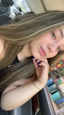 😗