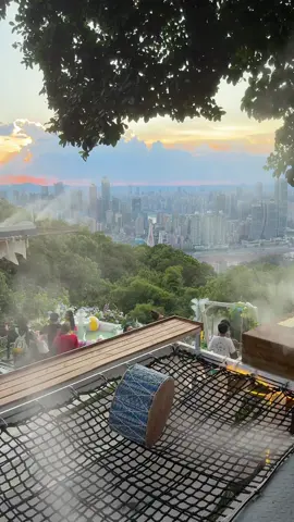 the most beautiful skewer restaurant I’ve ever seen, I’m still in awe of how beautiful it was irl😭😭 china never fails to wow me 