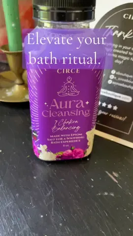 Elevate your bath routine with this bath mix from Circe boutique. 