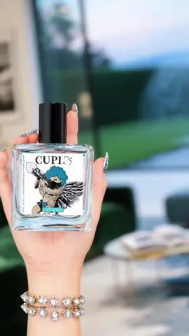 #fragrance #perfumes #perfumetiktok #smellgood 