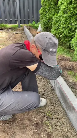 Hard work ⚒️ #work #paving #hardscape #satisfying #building 
