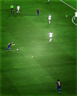 اعطيني لاعب وسط اقوه من انيستا🤩 #كرة_قدم #وسط #انيستا #اسبانيا #برشلونه 