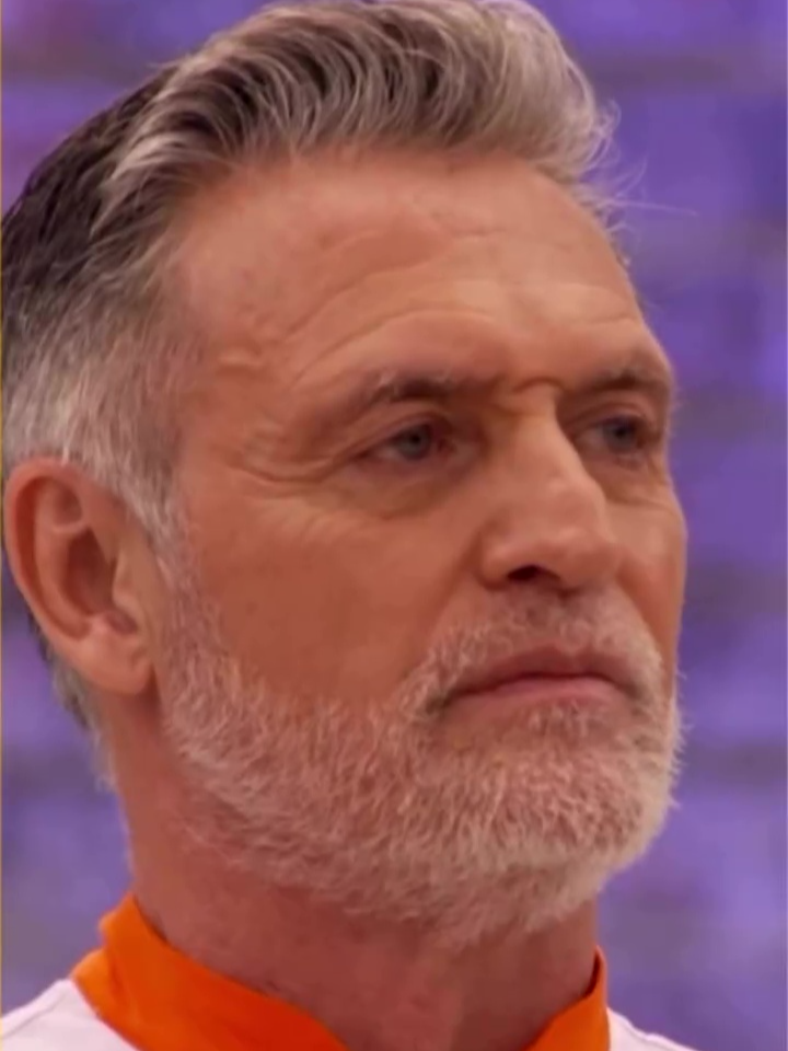ESTA NOCHE el amor se cocina a fuego alto 🔥💘 ¿Quién transformará su cita romántica en un plato ganador por la inmunidad? 💔🔪 #TopChefVIP4 👨🏼‍🍳👩🏻‍🍳