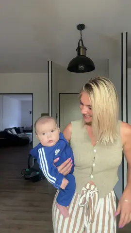 C’est quand vous voulez @adidas pour prendre mon fils en modèle photo 😂💙🔥 #adiad #bebeboy #jeunemaman