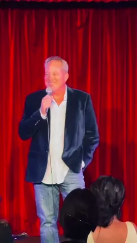 HAPPY NATIONAL RED WINE DAY! 🍷😎❤️ #standup #comedy #comedian #redwine