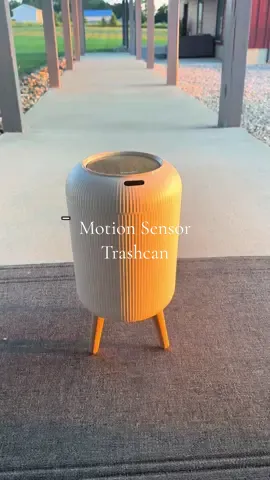 @Pukomc i love having this! Especially if having a lid, the motion sensor is just an added bonus #trashcan #trashbin #motionsensor 