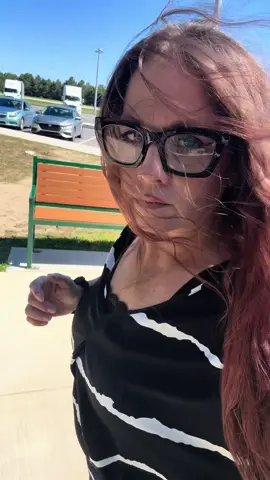 Best damn band in tha land O H I O , got my new readers on in the video. #ohioroadtrip #roaptrippin #ohiorestarea #ohioiswhereitsat #onlyinohio 