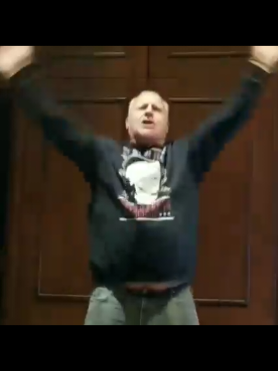 COLLEGE FOOTBALL MAKES YOU DANCE. TONIGHT STARTS THE CFB SEASON. LETS DANCE. 
