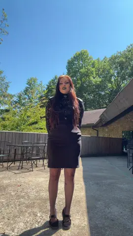 I’m so happy that it was warm today! #OOTD #goth #outfits #work #cute