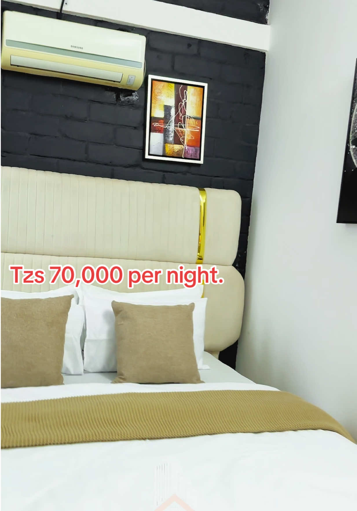NEW FURNISHED STUDIO APARTMENT LOCATED AT MBEZI BEACH. ❗️Tzs 70,000 per night❗️ Perfect for : 💥Couples  💥Week end stay 💥Holiday stay 💥Photoshoot STUDIO AMENITIES: ▶️Free wifI ▶️Full security 24/7 ▶️Dstv Netflix ▶️Daily house keeping ▶️Electricity / Luku ▶️Car parking ▶️ Hot and Cold water ▶️Built in Closet with dresser. ▶️Fully equipped kitchen. Enjoy kitchen appliances. Rice cooker, stove tap, Micro wave, kettle, blender and more cooking utensils & Spices. Book now at affordable rate  📞+255 715 404302  📞+255 765 280247 Airbnb#Booking.com#realestatestz#laritaapartments#palmvillage#msasansun&sands#