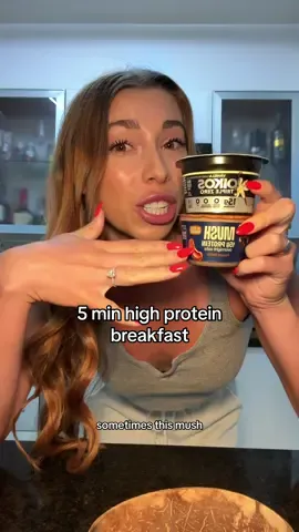 Obsessed and I love to switch up the flavors & toppings🫶 #yogurtbowl #oats #highprotein #breakfastideas 