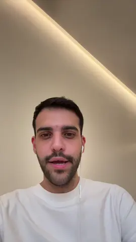 بدال ماتخلي فلوسك بالبنك خلها بمحفظة ملاءة وترا بيجيك كل يوم فلوس عليها @ملاءة | Malaa  A/d