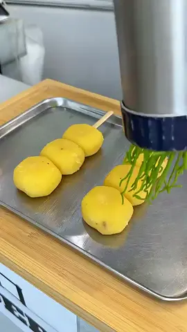 ##BalliBotMogis #TrendingReels #TrendingReels #Foryoupage ##FYP #FYP #ViralTikTok #MillionViews #TechMagic #SmartBot #AITrend #RobotVibes #Innovation
