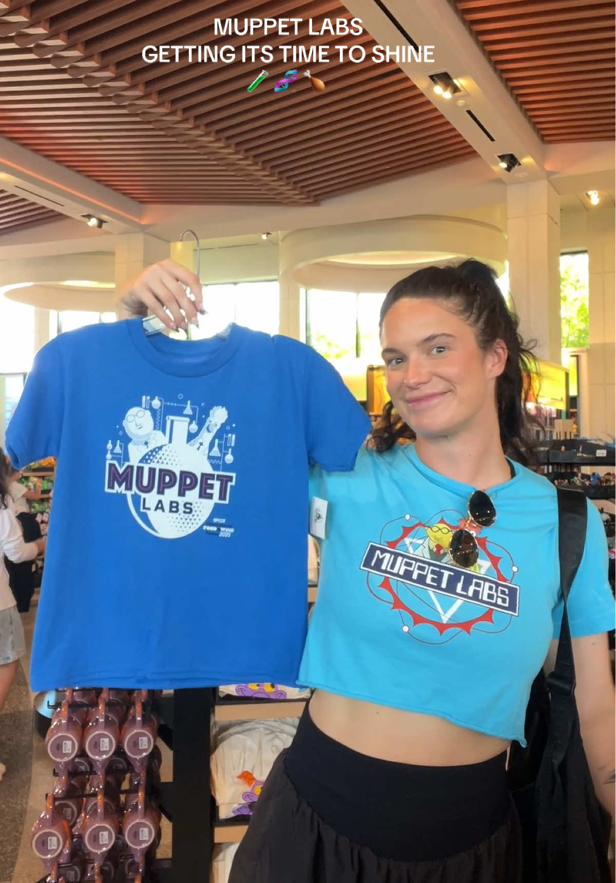 The lunchbox is so cute tho 🥹🛏️🔬🥼🧪🧫 #muppetlabs #distok #disneyadult #disneyworld #foodandwinefest #luglife #muppetlabsmerch #disneyadult #beakerandbunsen #themuppets