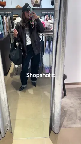 Shopping addict #outfitinspo #fallfashion #fyp #outfitideas 