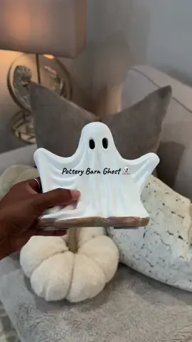 The cutest little ghost from @potterybarn and it’s on sale 20% off 👻 #fyp #potterybarn #pumpkinseason #spookyseason #homedecor 
