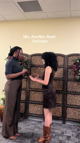 FINALLYYYYY #foryou #fypシ゚viral #wlw #lesbian #MARRIED 
