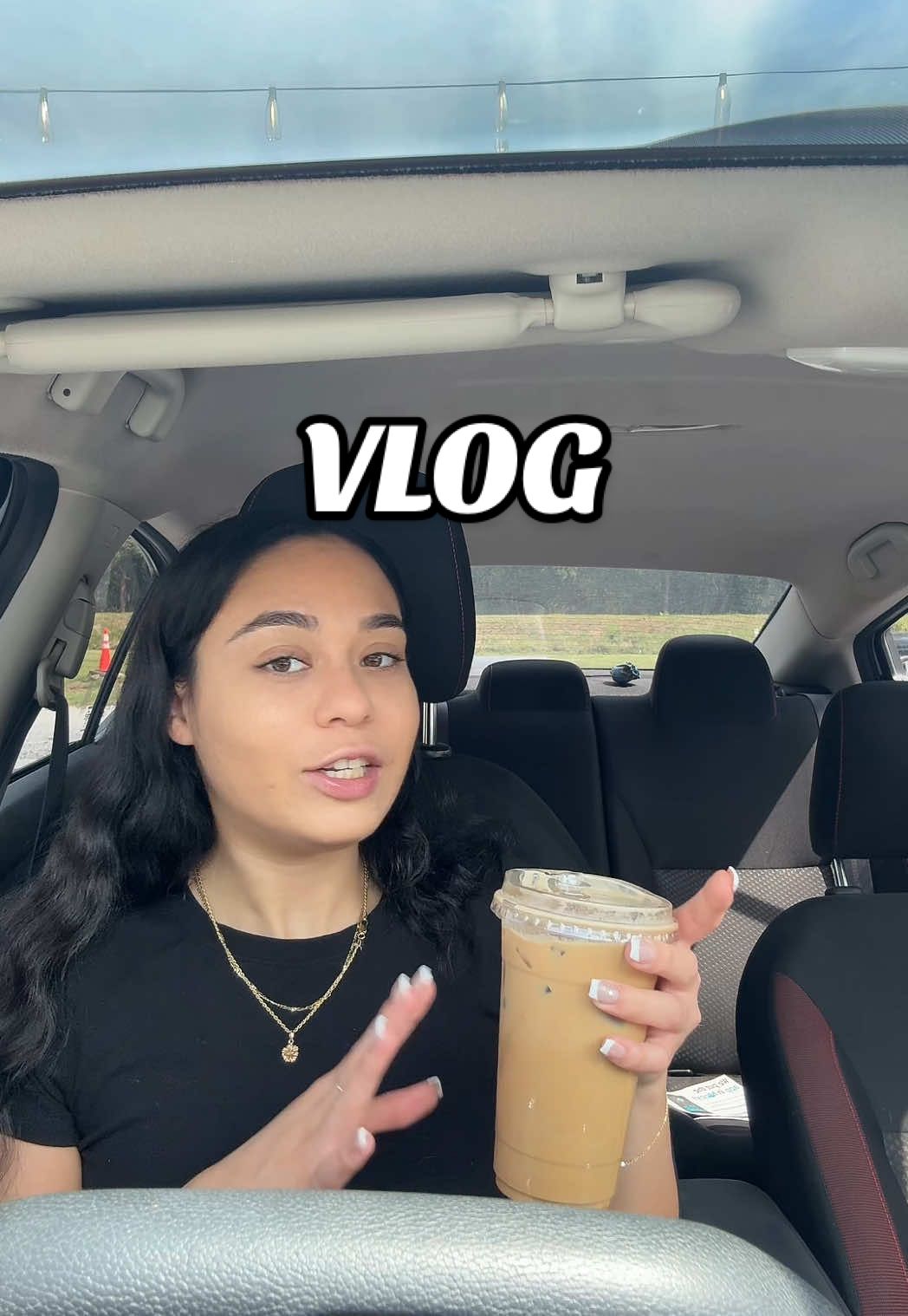Almost took the whole shelf down trying to get that book #fyp #Vlog #BookTok #coffee #laizekat  