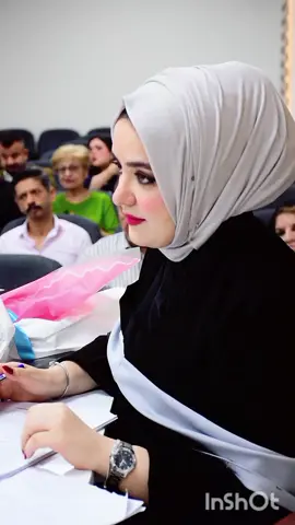 مناقشه رساله الماجستير للطالبه  ايات رياض عبدالكريم جامعه بغداد  كليه الأداب قسم الفلسفه 