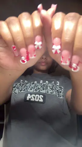 @Arlington Texas Nail Tech 🩷 love when she does my nails always a good convos and a good set 😍 #nailtech #dfwnailtech #nailart #transition 