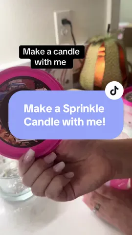 Make a headache friendly candle with me.🕯️ #candlemaking #waxmelts #fallcandles 