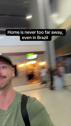 Add this to things I’d never expect to see at the São Paulo airport @Olive Garden #brazil #saopaulo #olivegarden #restaurant 