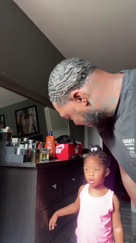 I promise it smells great click the link in bio 😂