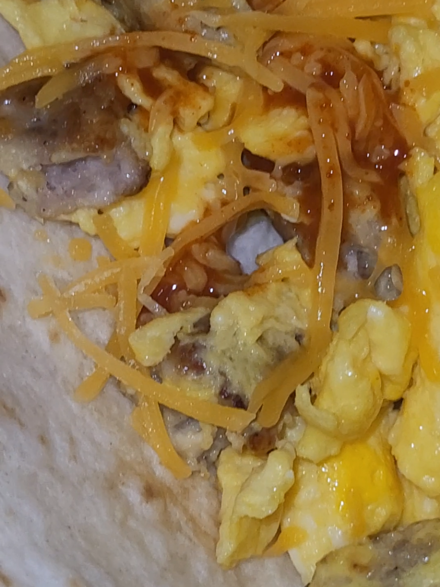 #breakfastburrito #breakfast #yummy #cooking #food 