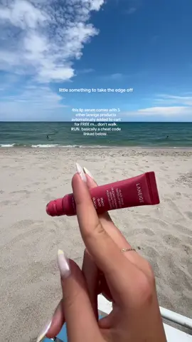 a glitch in the system? count me in 💋 #laneige #laneigelipmask #laneigeserum #lipserum #viral @laneige_us 