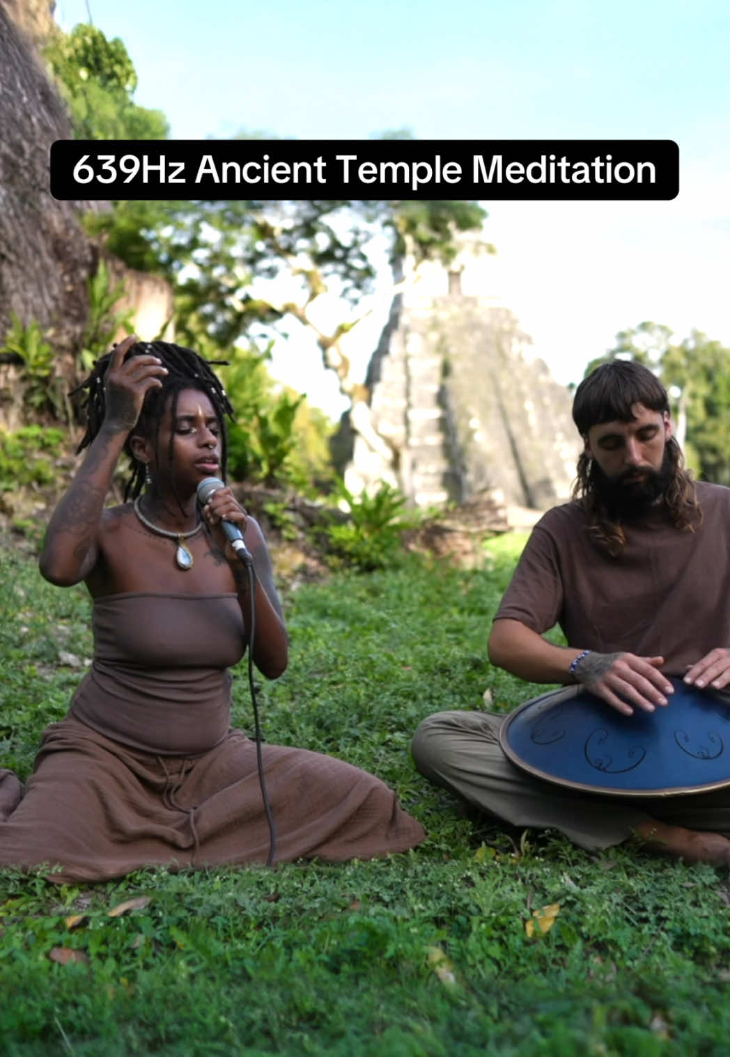 Healing frequencies from the ancient temples of Tikal ✨🌿 #soundhealing #Tikal #Temple #Meditation #Healing 