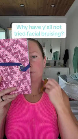 ✨ Bye-bye morning puffiness, hello glow ✨ Facial brushing boosts circulation, helps lymphatic drainage, and leaves your skin looking lifted + refreshed in minutes. 🌿 #FacialBrushing #Depuff #NaturalGlow 