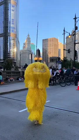 #chicago #dictator #scary #chicagosakillingfield #runn#runner #runtok #parade #Love #joy #peace #kindness #community #halloween 