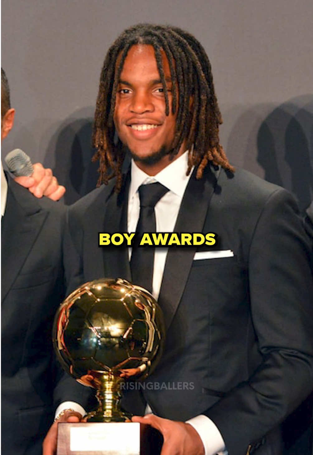What happened to the 2015 and 2016 ‘Golden boys’? 🏆🤔 #Risingballers #renatosanches #Martial #GoldenBoy #Football 