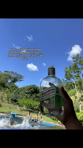 😎💸🍻#paramiscumpleaños #parandavallenata🍻 #trago #carroslujosos #muchooro✨ 