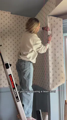 PLAYROOM PART 2: wallpaper reveal!!! I cannot get over how well it’s coming together 😭Paper is from @Sandberg Wallpaper in the print Siv, Misty Blue 🫐 #diyplayroom 