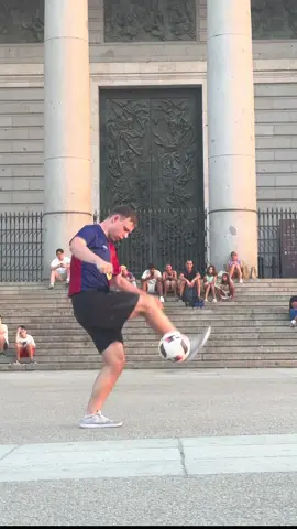 #football #freestyle #footballfreestyle #freestylefootball #spain 