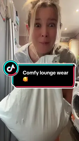 Wow these are the comfiest lounge set I own I love them! Ideal for work, school run or just round the house. #loungewear #comfy #lovethese #outfit #wowww 