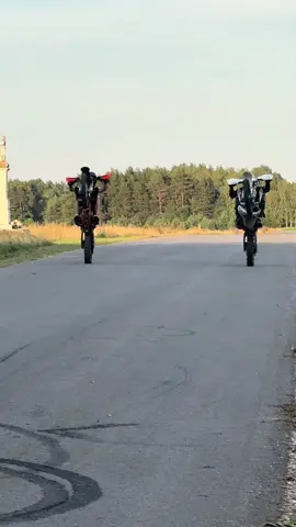 Power whelie#husqwarna #ktm #video #dc @𝖇𝖆𝖗𝖙𝖊𝖐 @kayo.rider @Tomek @Kocuuu_ @. @Damian Swarbuła @mateuszbator626 