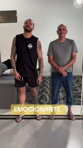Esse video demostro a luta que um pai da pra proporcionar ao seu filho o que ele não teve na infância.  parabéns a todos pais  #pai  #filho #familia #luta 