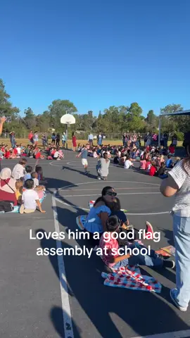 They started playing music and he hopped right up to dance and clap. 💕