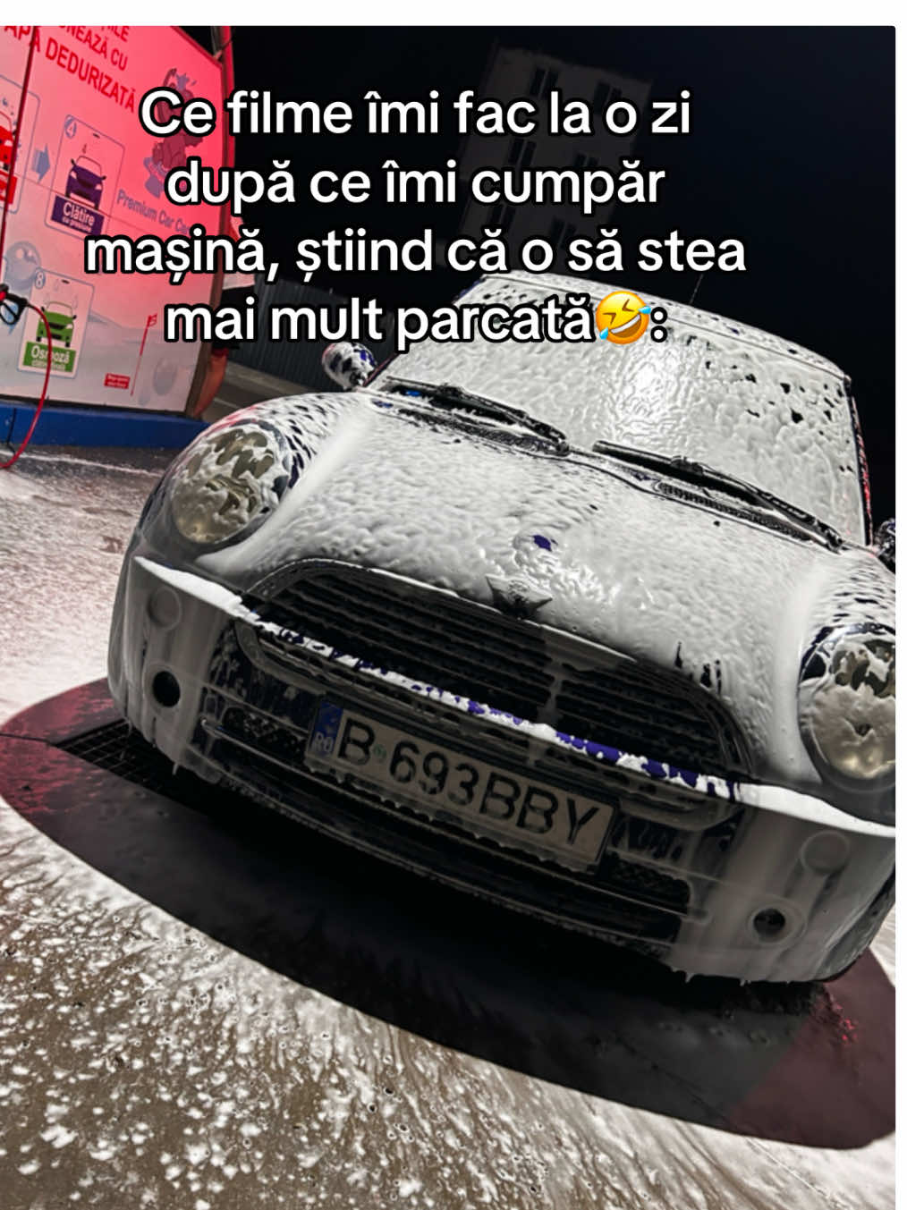 Lasă că mă fac eu mare și plec de capul meu🤣 #driving #minicooper #firstcar #babycar #camicincea 