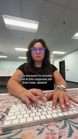 anyone else? #corporate #corporatehumor #corporatelife #corporateamerica #fyp 