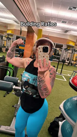 Upper body pump today #gymrat #musclemommy #GymTok #upperbody